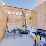 Faro: Casa Trevo Com Terraco Bbq 펜션 파로