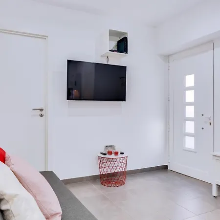 Faro: Casa Trevo Com Terraco Bbq Hébergement de vacances