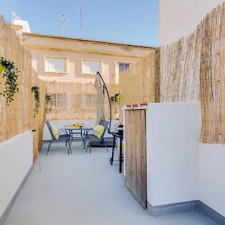 Faro: Casa Trevo Com Terraco Bbq