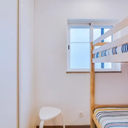 Faro: Casa Trevo Com Terraco Bbq Hébergement de vacances