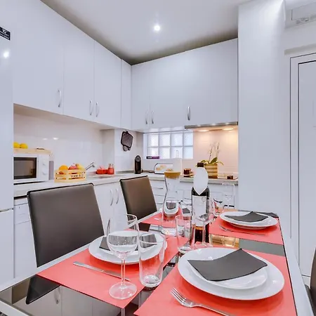 Faro: Casa Trevo Com Terraco Bbq